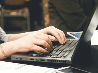 మైనింగ్ పరిశ్రమలో సింగిల్ యాక్టింగ్ హైడ్రాలిక్ సిలిండర్