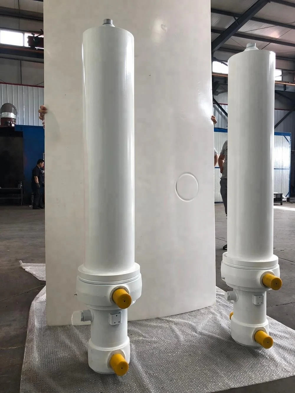 Front Tipping Hydraulic Cylinders